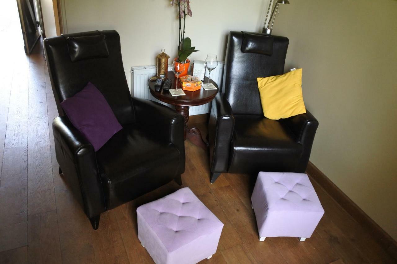 B & B Kasteelhoeve Borgharen - マーストリヒト エクステリア 写真