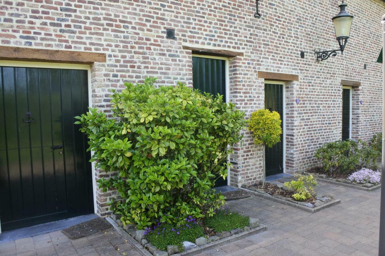 B & B Kasteelhoeve Borgharen - マーストリヒト エクステリア 写真