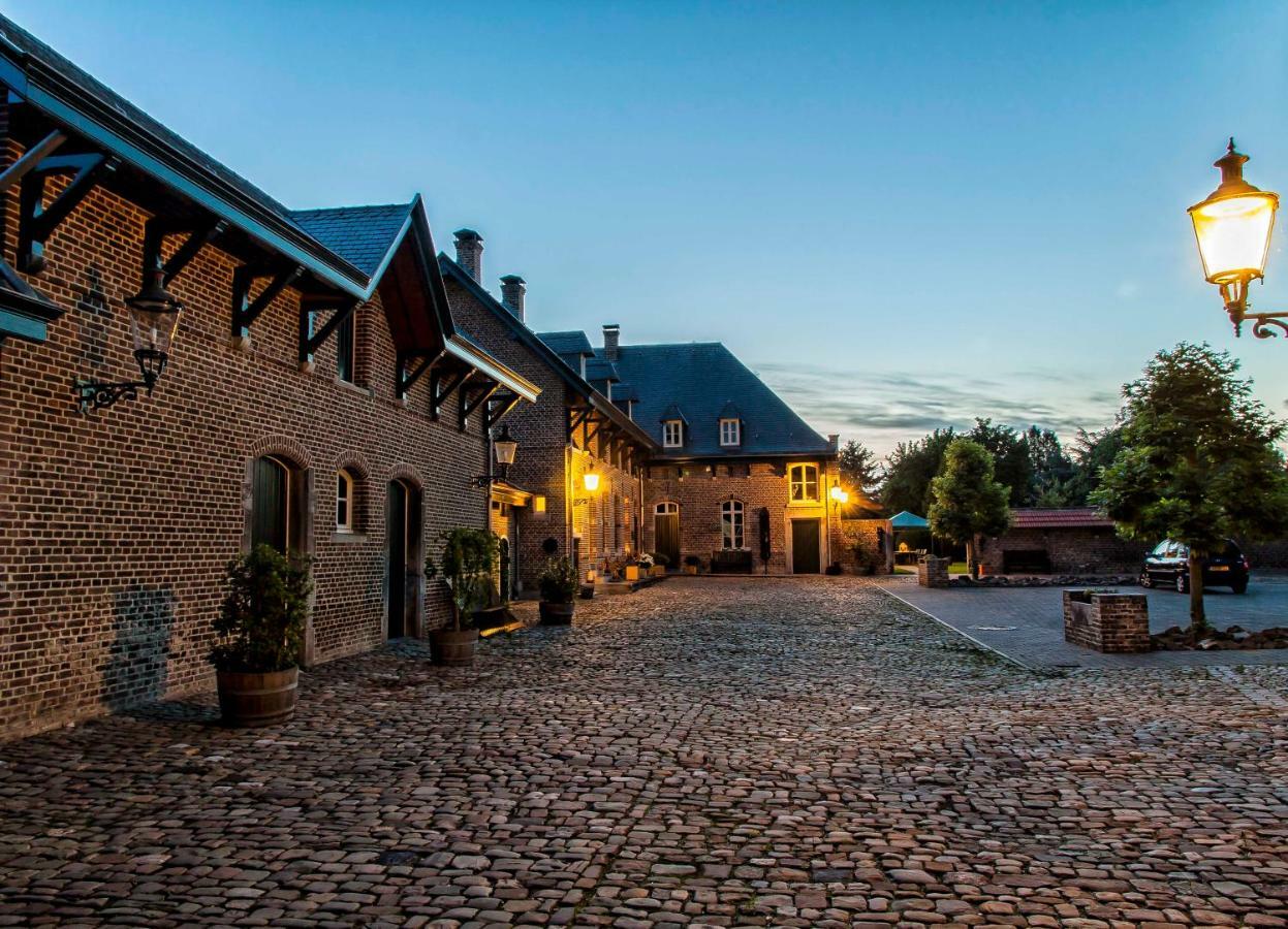 B & B Kasteelhoeve Borgharen - マーストリヒト エクステリア 写真