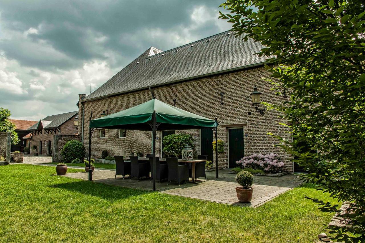 B & B Kasteelhoeve Borgharen - マーストリヒト エクステリア 写真